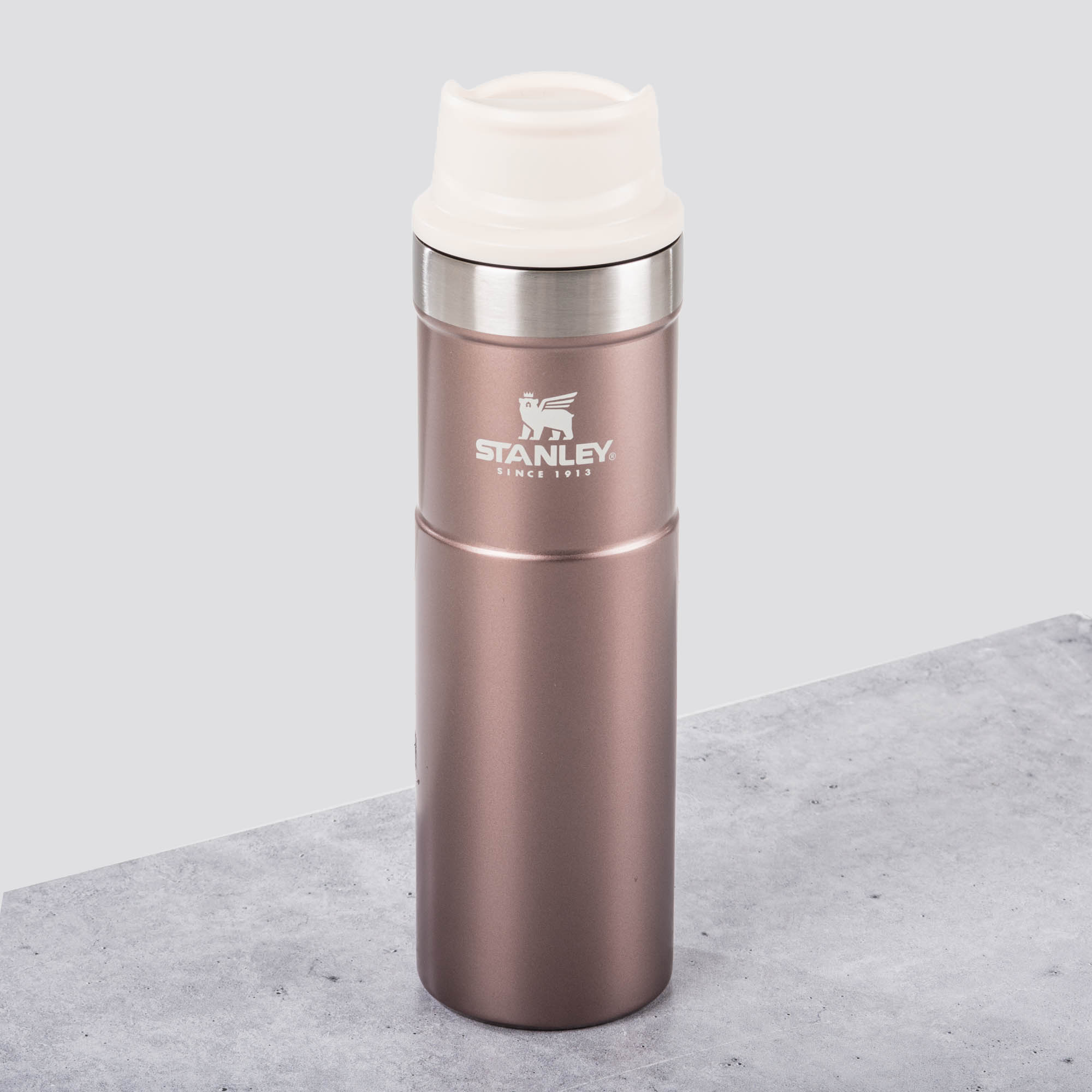 32 oz custom tumblers 32 oz Personalized Logo Water Bottle Laser Engraved on Insulated Steel   Bulk Tumblers